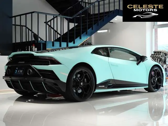 LAMBORGHINI Huracán 2021 — photo 7 sur 8