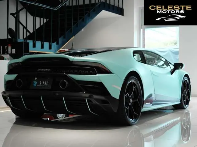 LAMBORGHINI Huracán 2021 — photo 8 sur 8