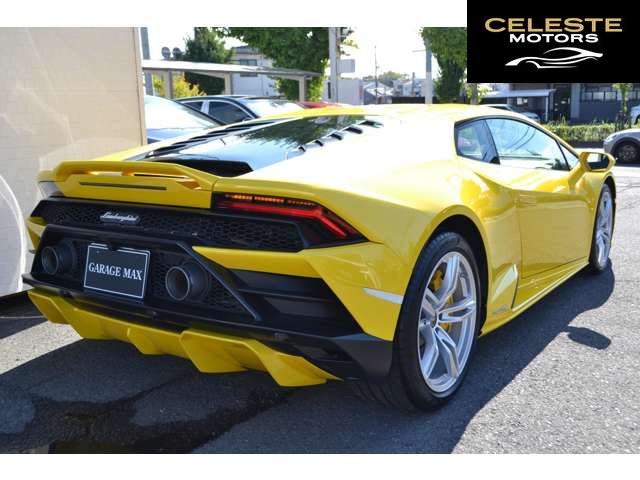 LAMBORGHINI Huracán 2021 — photo 4 sur 8