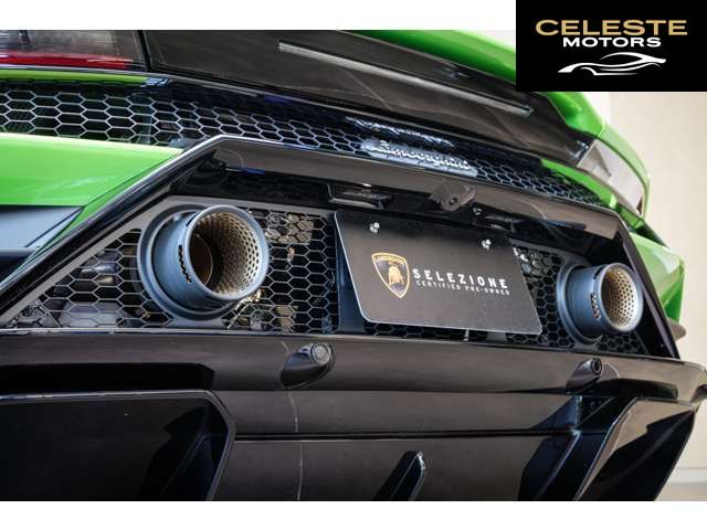 LAMBORGHINI Huracán 2022 — photo 3 sur 8