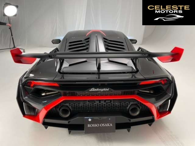 LAMBORGHINI Huracán 2022 — photo 5 sur 8