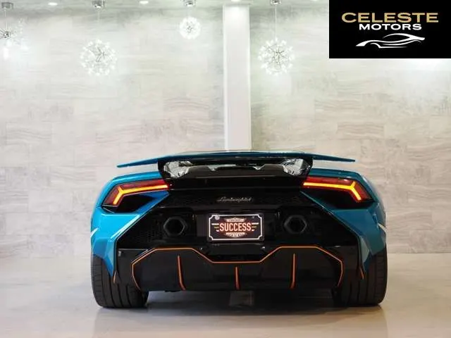 LAMBORGHINI Huracán 2023 — photo 3 sur 8