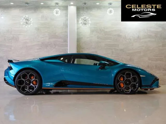 LAMBORGHINI Huracán 2023 — photo 5 sur 8