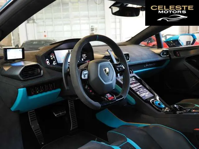 LAMBORGHINI Huracán 2023 — photo 7 sur 8