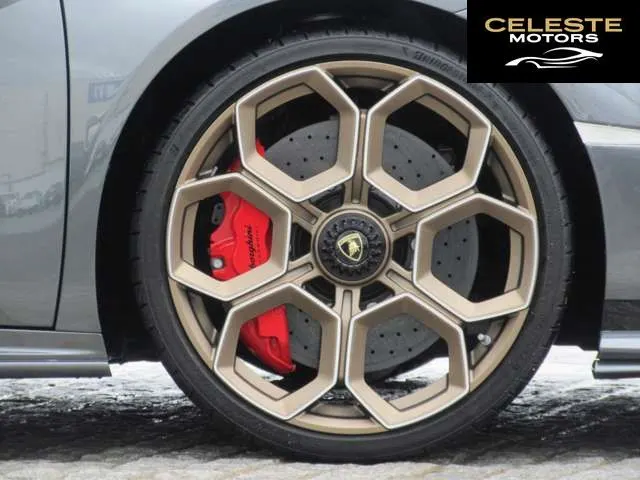 LAMBORGHINI Huracán 2023 — photo 8 sur 8