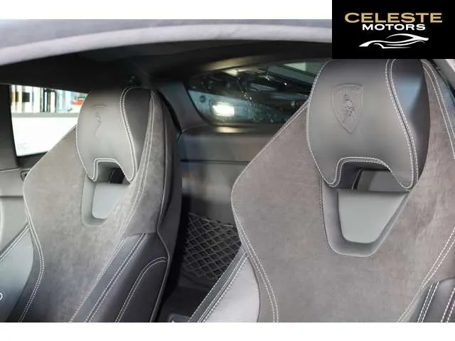 LAMBORGHINI Huracán 2016 — photo 6 sur 8