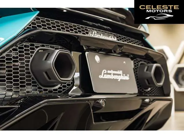 LAMBORGHINI Huracán 2024 — photo 5 sur 8