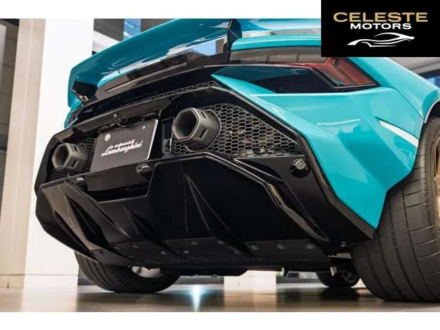 LAMBORGHINI Huracán 2024 — photo 6 sur 8
