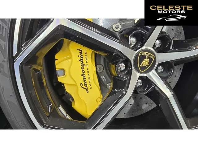 LAMBORGHINI Huracán 2020 — photo 2 sur 8