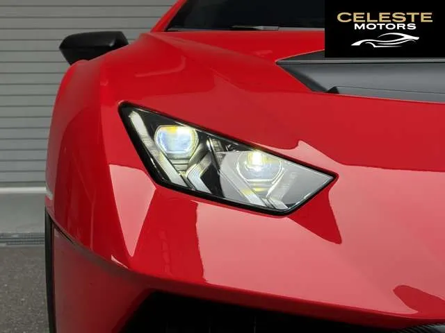 LAMBORGHINI Huracán 2023 — photo 6 sur 8