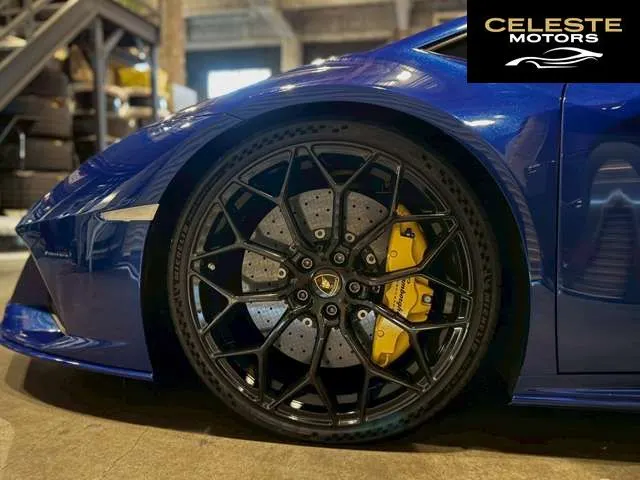 LAMBORGHINI Huracán 2020 — photo 7 sur 8