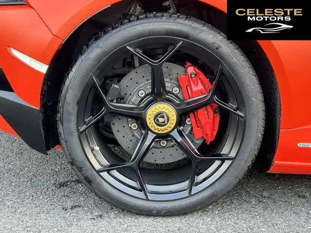 LAMBORGHINI Huracán 2020 — photo 3 sur 8