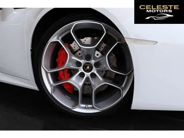 LAMBORGHINI Huracán 2018 — photo 2 sur 8