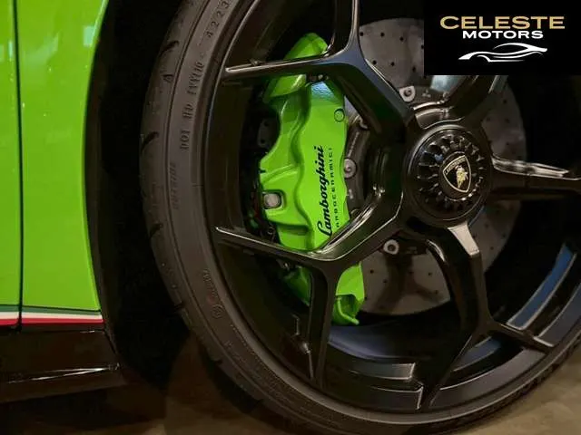 LAMBORGHINI Huracán 2017 — photo 8 sur 8