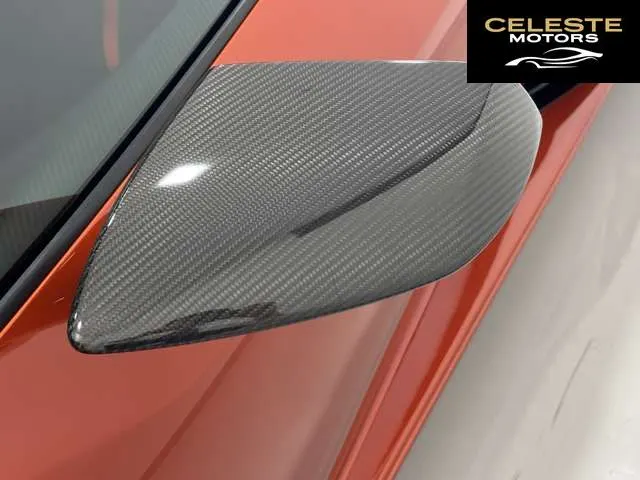 LAMBORGHINI Huracán 2024 — photo 6 sur 8