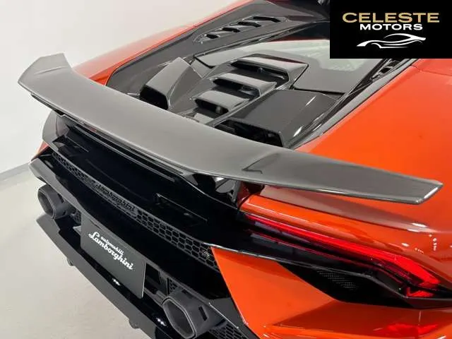 LAMBORGHINI Huracán 2024 — photo 7 sur 8