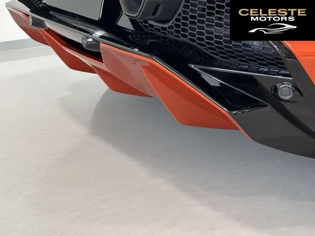 LAMBORGHINI Huracán 2024 — photo 8 sur 8