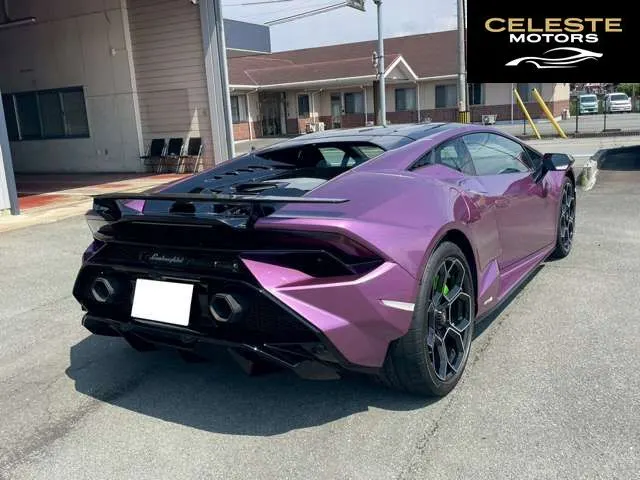 LAMBORGHINI Huracán 2024 — photo 5 sur 8