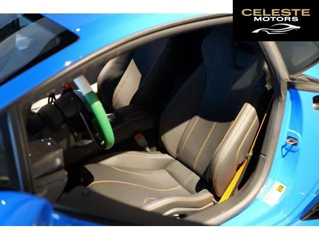 LAMBORGHINI Huracán 2020 — photo 2 sur 8