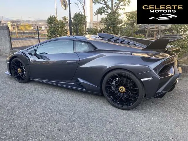 LAMBORGHINI Huracán 2022 — photo 8 sur 8