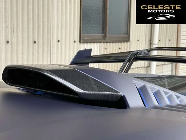 LAMBORGHINI Huracán 2024 — photo 4 sur 8