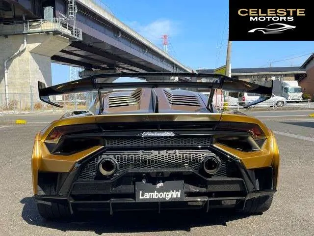 LAMBORGHINI Huracán 2022 — photo 7 sur 8