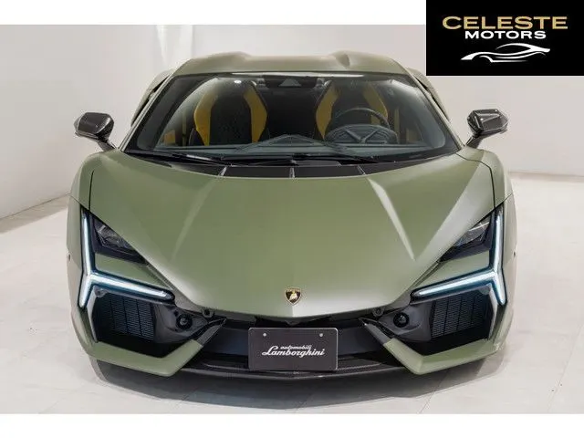 LAMBORGHINI Revuelto 2025 — photo 7 sur 8