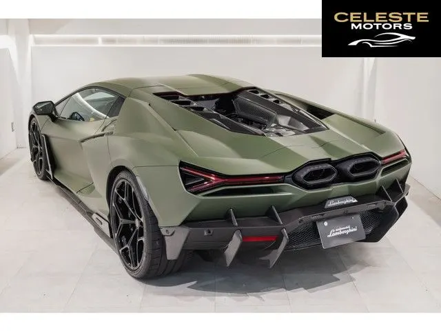 LAMBORGHINI Revuelto 2025 — photo 8 sur 8