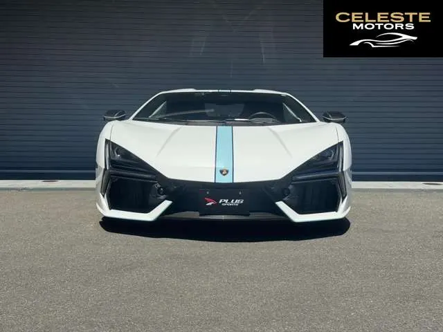 LAMBORGHINI Revuelto 2025 — photo 2 sur 8
