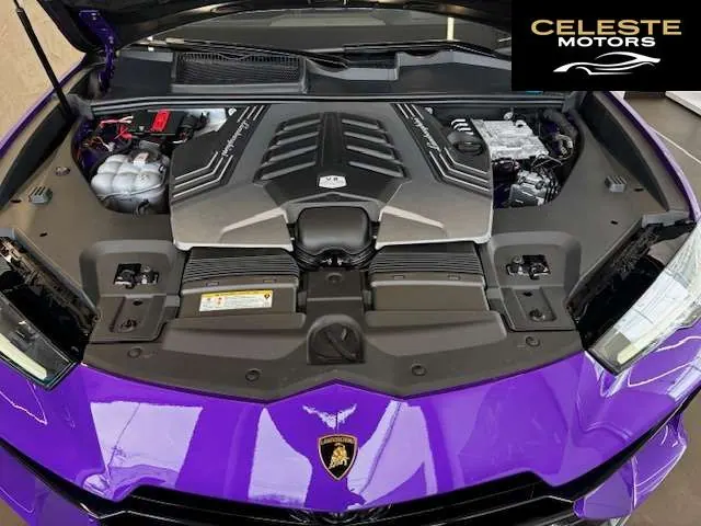LAMBORGHINI Urus 2025 — photo 5 sur 8