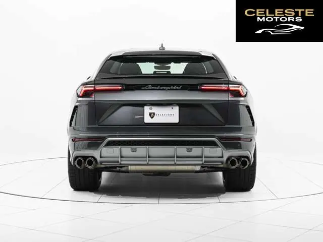 LAMBORGHINI Urus 2020 — photo 3 sur 8
