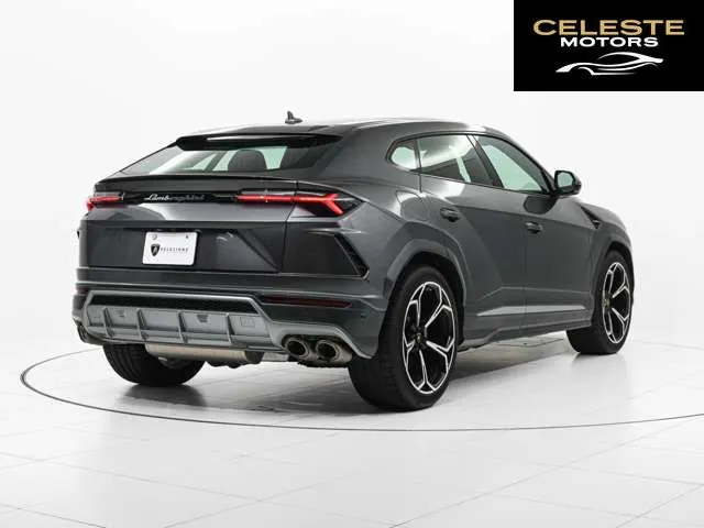 LAMBORGHINI Urus 2020 — photo 4 sur 8