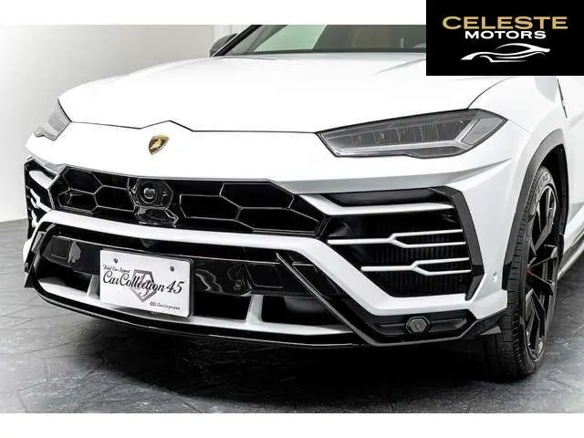 LAMBORGHINI Urus 2020 — photo 6 sur 8