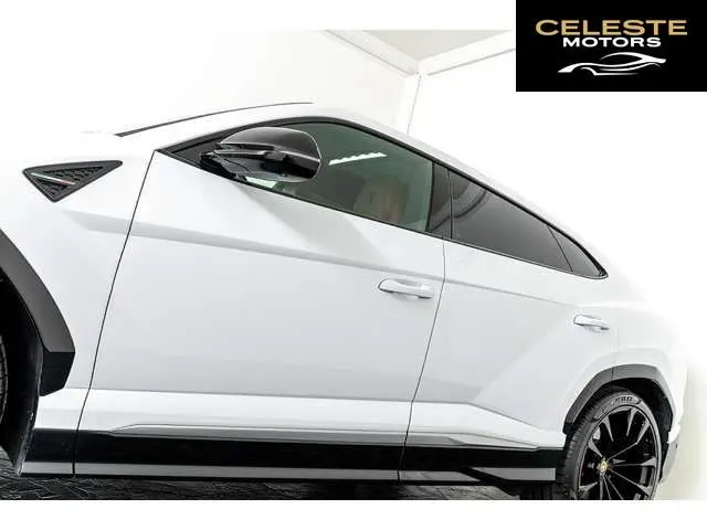 LAMBORGHINI Urus 2020 — photo 8 sur 8