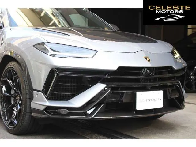 LAMBORGHINI Urus 2025 — photo 2 sur 8