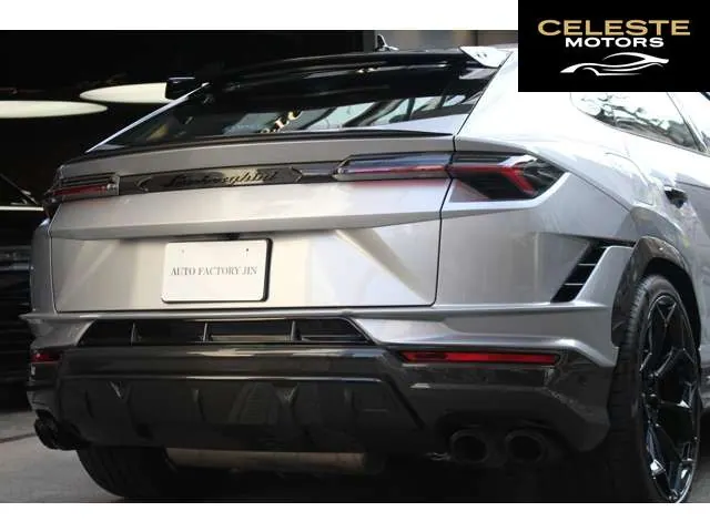 LAMBORGHINI Urus 2025 — photo 4 sur 8