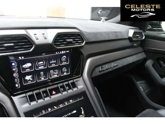 LAMBORGHINI Urus 2025 — photo 7 sur 8