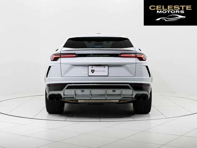 LAMBORGHINI Urus 2020 — photo 3 sur 8