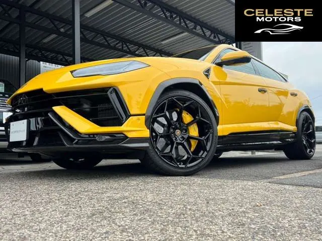 LAMBORGHINI Urus 2024 — photo 3 sur 8