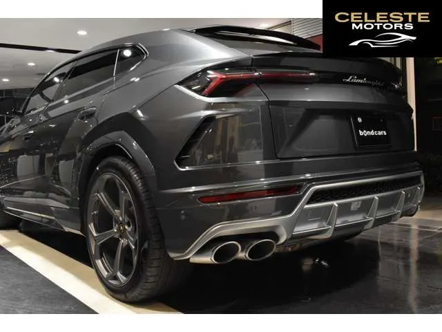 LAMBORGHINI Urus 2020 — photo 6 sur 8