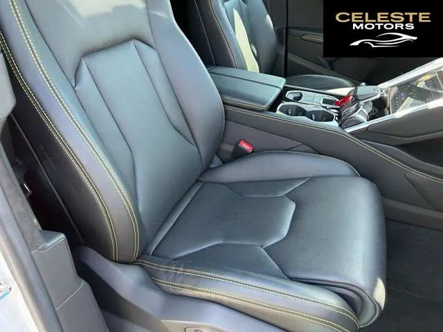 LAMBORGHINI Urus 2019 — photo 5 sur 8