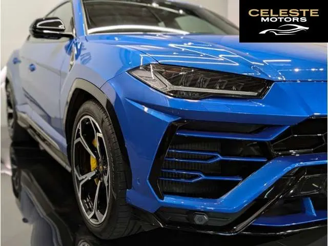 LAMBORGHINI Urus 2021 — photo 6 sur 8