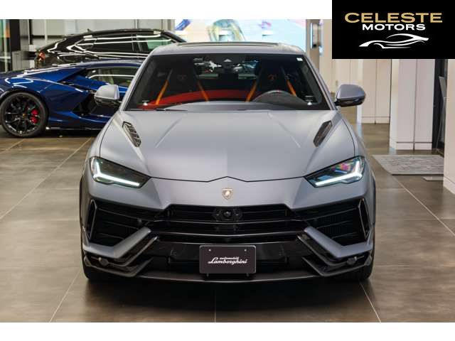 LAMBORGHINI Urus 2024 — photo 2 sur 8