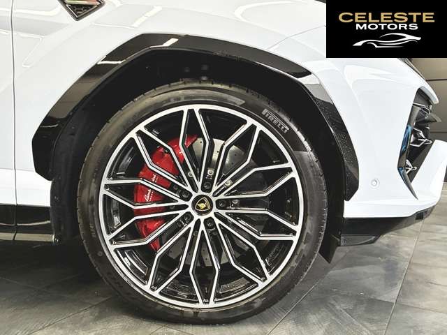LAMBORGHINI Urus 2025 — photo 8 sur 8