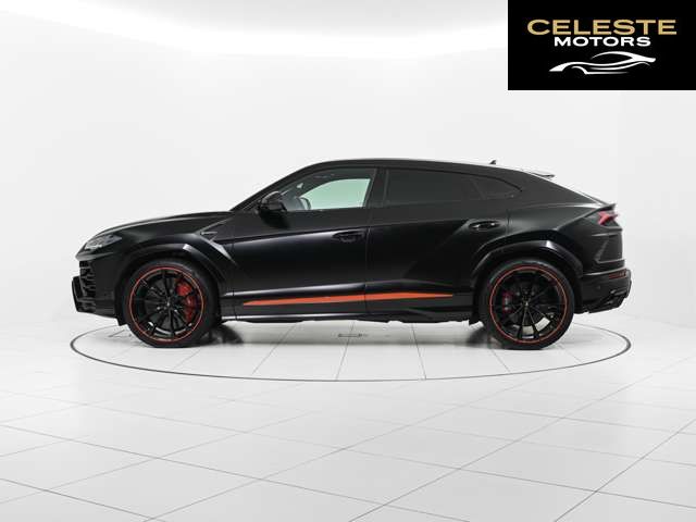 LAMBORGHINI Urus 2022 — photo 3 sur 8