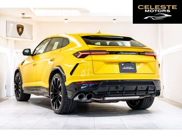 LAMBORGHINI Urus 2020 — photo 3 sur 8