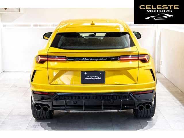 LAMBORGHINI Urus 2020 — photo 4 sur 8