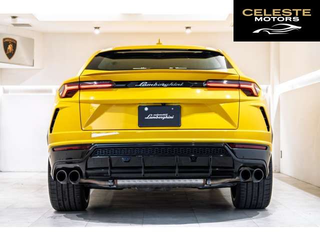 LAMBORGHINI Urus 2020 — photo 5 sur 8