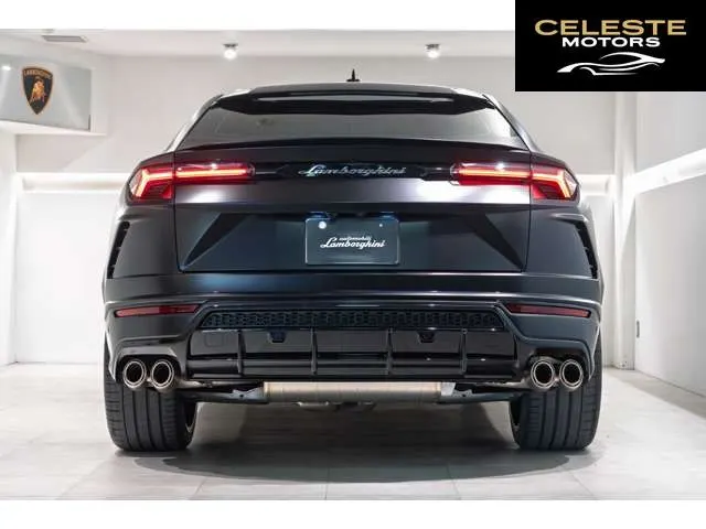 LAMBORGHINI Urus 2019 — photo 3 sur 8