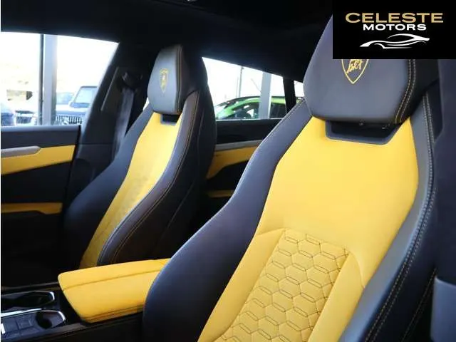 LAMBORGHINI Urus 2019 — photo 7 sur 8